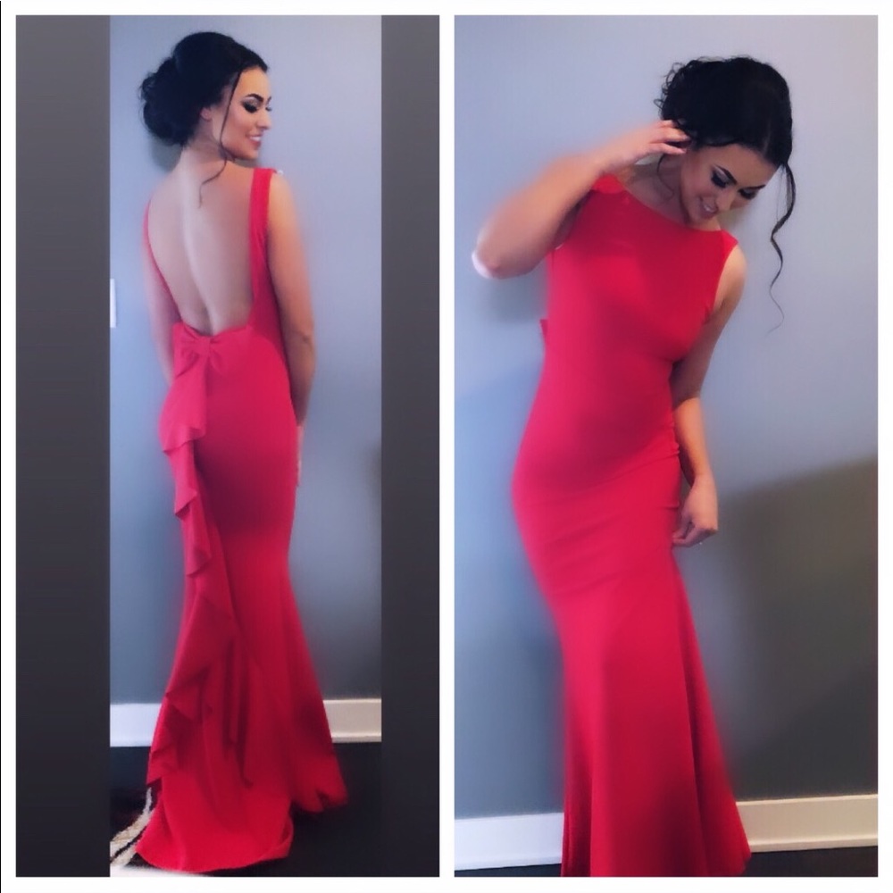 Sleek Floor-Length Gown